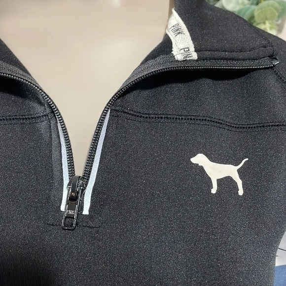 NWOT PINK Victoria’s Secret Ultimate Quarter Zip Pullover Logos Top XS - Picture 2 of 16